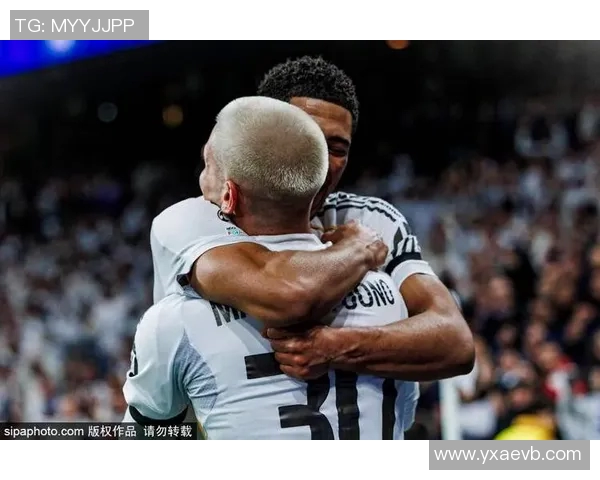 看脸足球明星大揭秘谁是球场上的颜值担当与实力并存的球员 看脸足球明星大揭秘谁是球场上的颜值担当与实力并存的球员