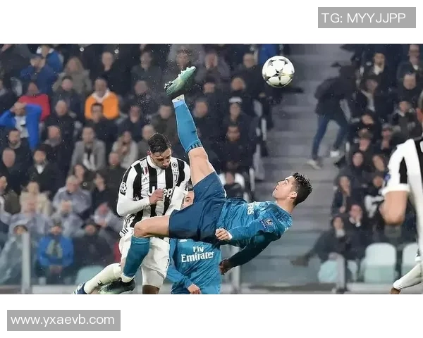 足球明星C罗倒功引发热议球迷热议其技术与风格的变化 足球明星C罗倒功引发热议球迷热议其技术与风格的变化