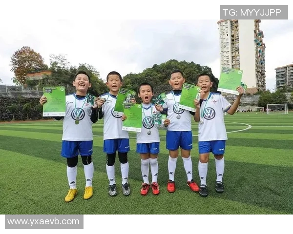 高新一中足球明星的成长之路与梦想追逐的精彩故事 高新一中足球明星的成长之路与梦想追逐的精彩故事