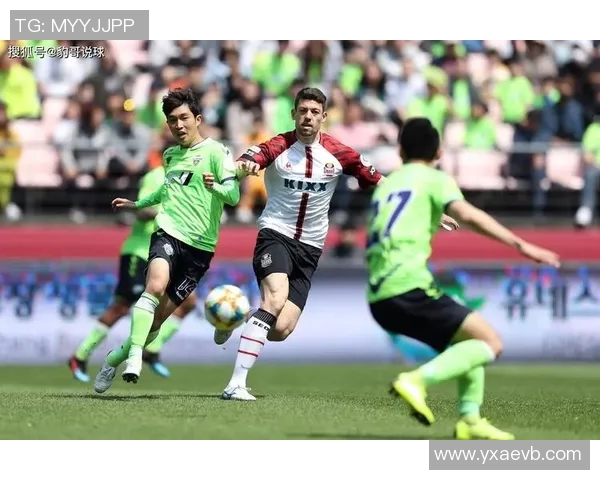 中国与韩国足球对决6月28日精彩赛事前瞻与分析 中国与韩国足球对决6月28日精彩赛事前瞻与分析